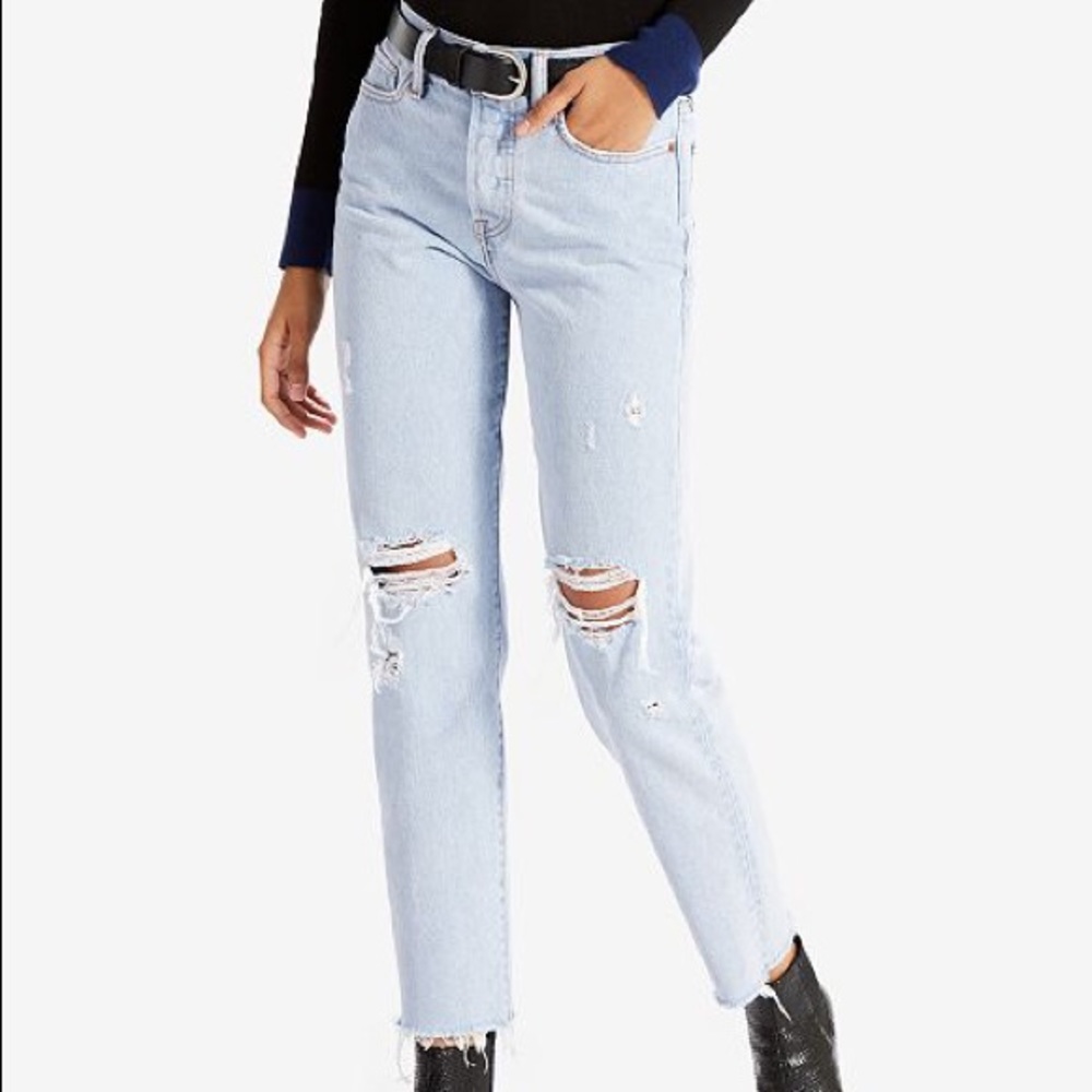 Levi’s Wedgie Fit jeans size 28